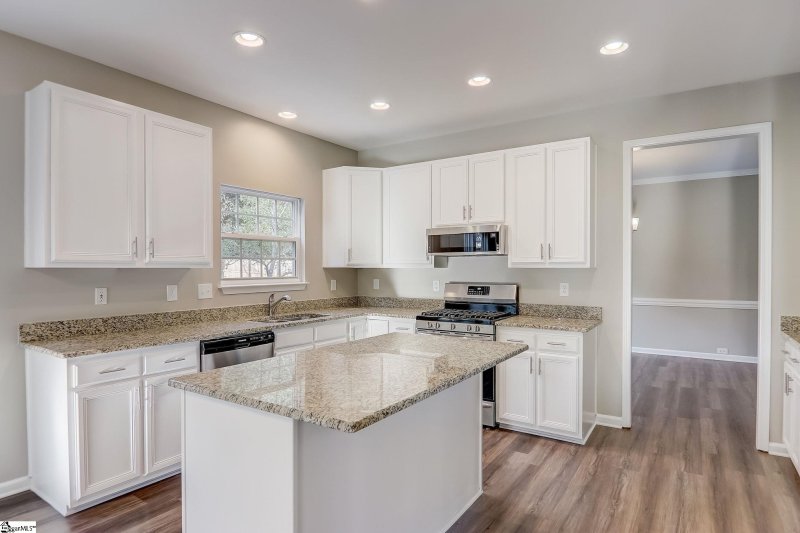 Property image 5 at 104 Ivory Glen Court, Greenville, SC 29611-7571