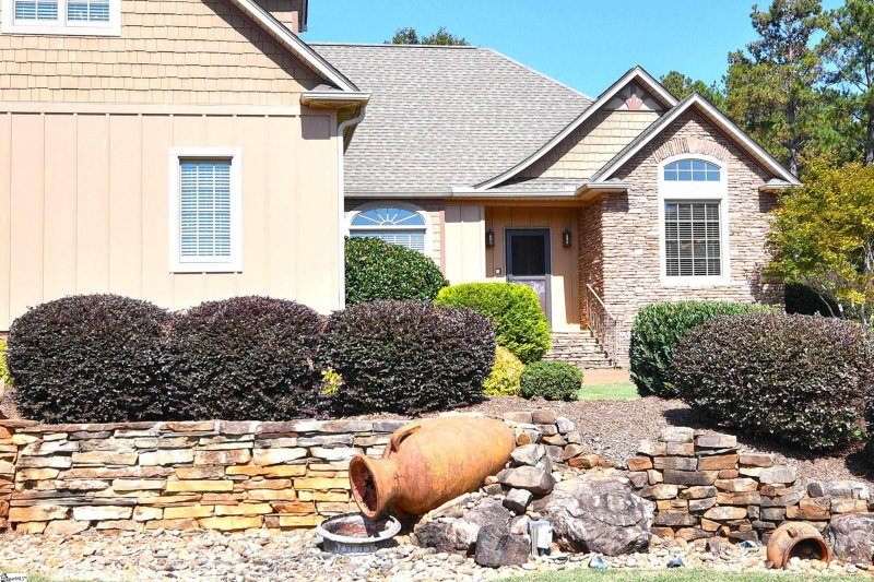 Property image 3 at 204 Tuscan Ridge Trail, Inman, SC 29349