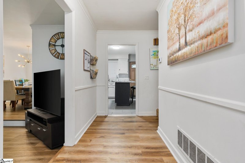 Property image 4 at 106 Holly Road, Taylors, SC 29687