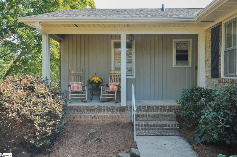 Property image 2 at 835 Butler Springs Road, Greenville, SC 29615