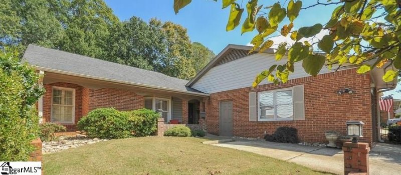 121 Hummingbird Ridge