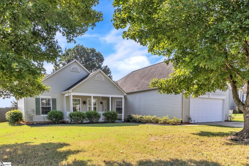 Property image 2 at 301 Bloomfield Court, Moore, SC 29369