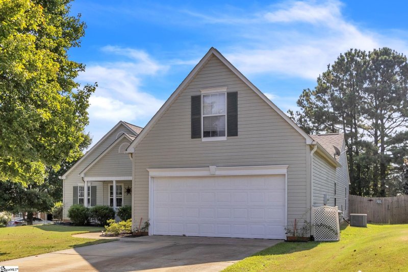 Property image 3 at 301 Bloomfield Court, Moore, SC 29369