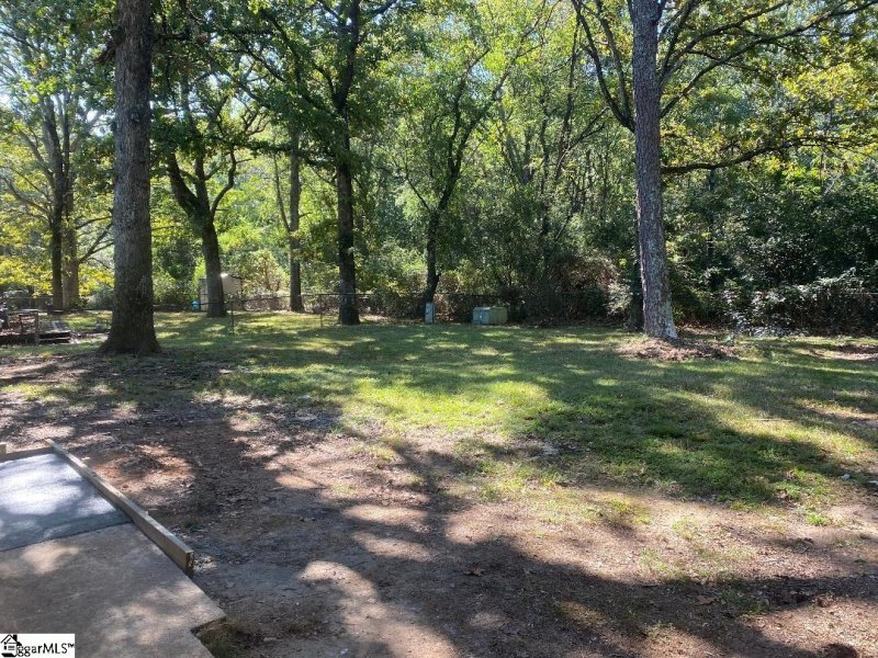 Property image 3 at 204 Idlewild Avenue, Greenville, SC 29605