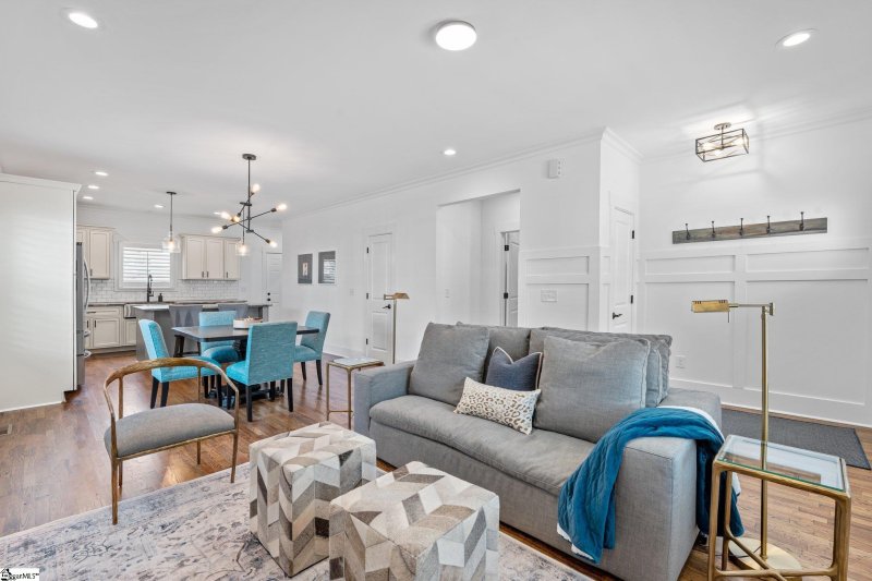 Property image 3 at 121 Worthington Court, Simpsonville, SC 29681