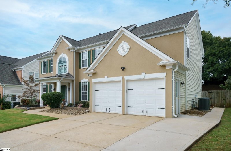 Property image 4 at 6 Treyburn Court, Greer, SC 29650-3686