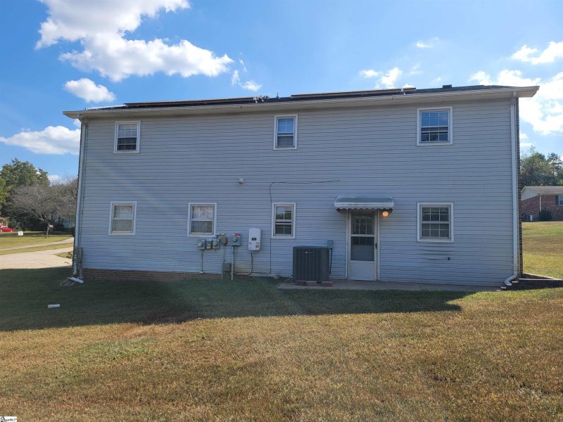 Property image 2 at 203 Woodfield Drive, Piedmont, SC 29673