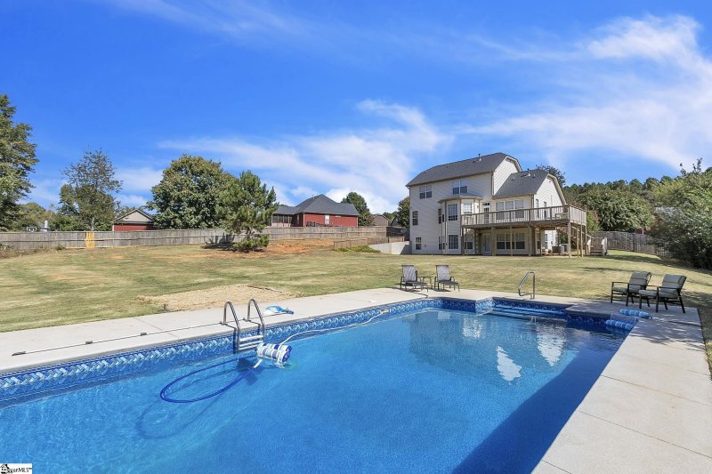 Property image 3 at 39 Stoneledges Lane, Taylors, SC 29687