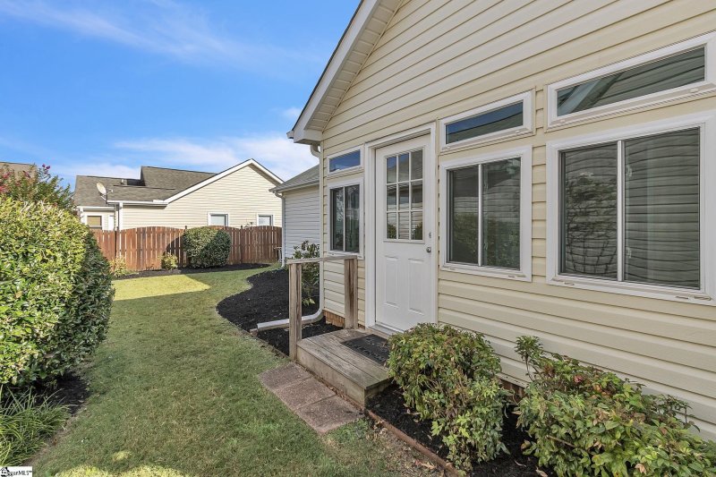 Property image 3 at 107 Waterford Way, Easley, SC 29642