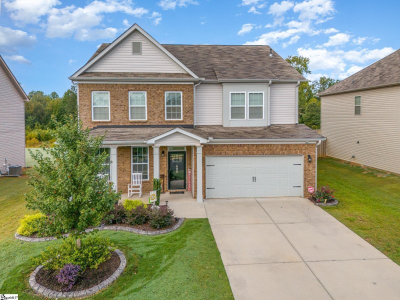 Property image 2 at 400 Meadowpark Lane, Duncan, SC 29334