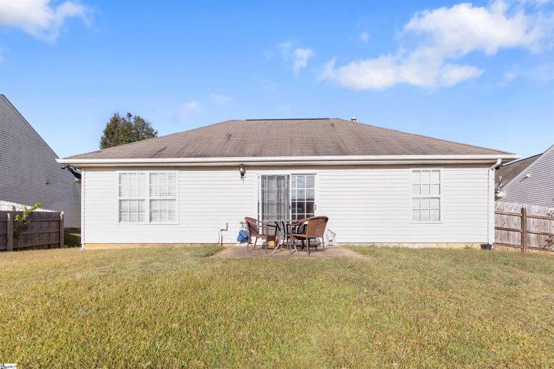 Property image 4 at 210 Montauk Drive, Greenville, SC 29607