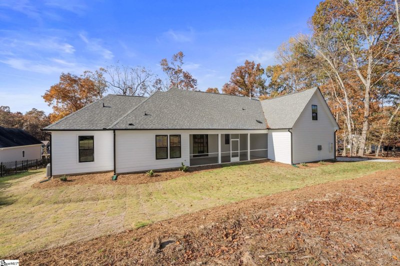 Property image 3 at 107 Linkside Drive, Anderson, SC 29621