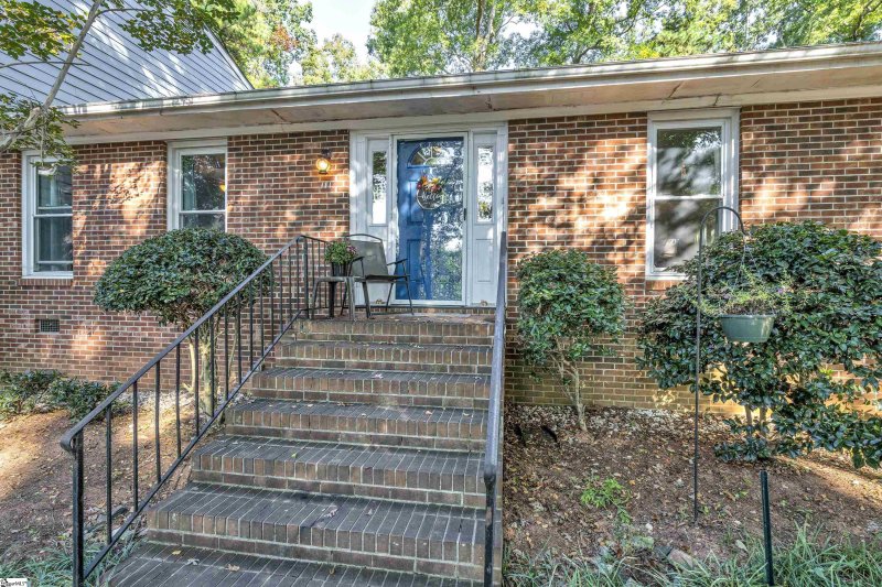 111 Birch Grove Road