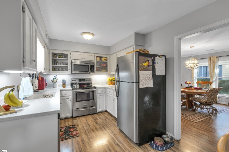 Property image 3 at 111 Birch Grove Road, Spartanburg, SC 29307