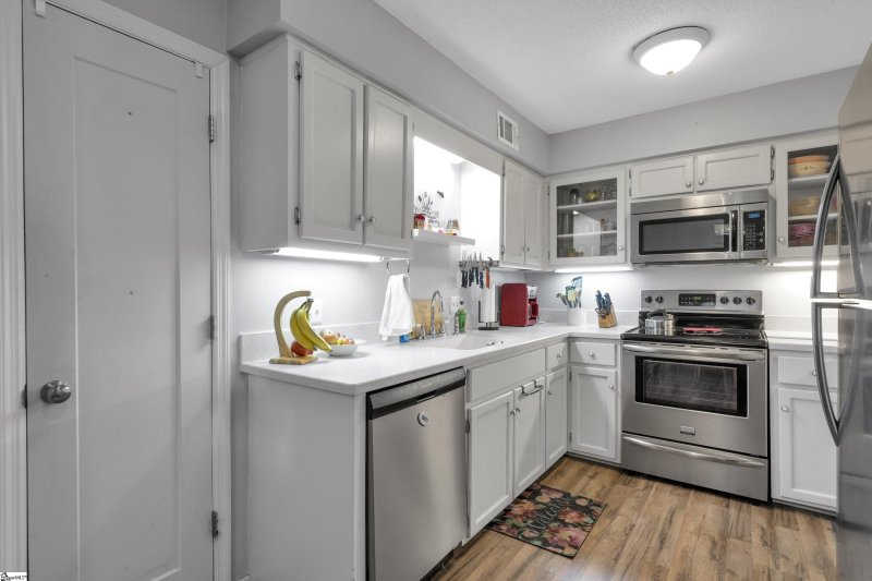 Property image 5 at 111 Birch Grove Road, Spartanburg, SC 29307