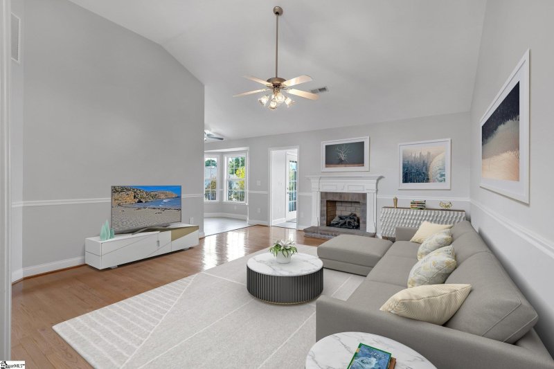 Property image 3 at 34 Glenaire Drive, Greer, SC 29650