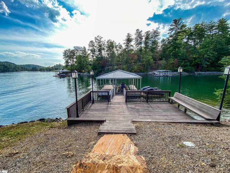 Property image 3 at 212 Waterlake Drive, Sunset, SC 29685