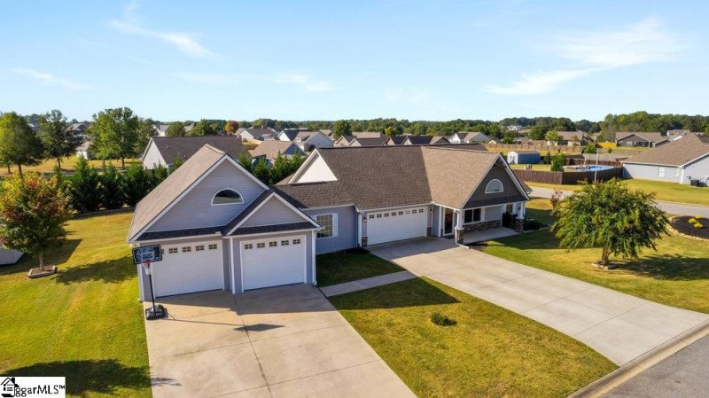 Property image 3 at 272 Gala Lane, Inman, SC 29349