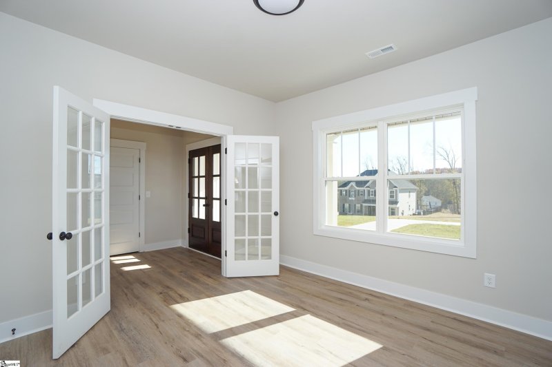 Property image 5 at 1013 Waterside Drive, Easley, SC 29642