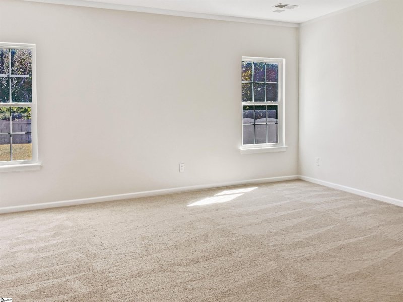 Property image 3 at 556 Cromwell Drive, Spartanburg, SC 29301