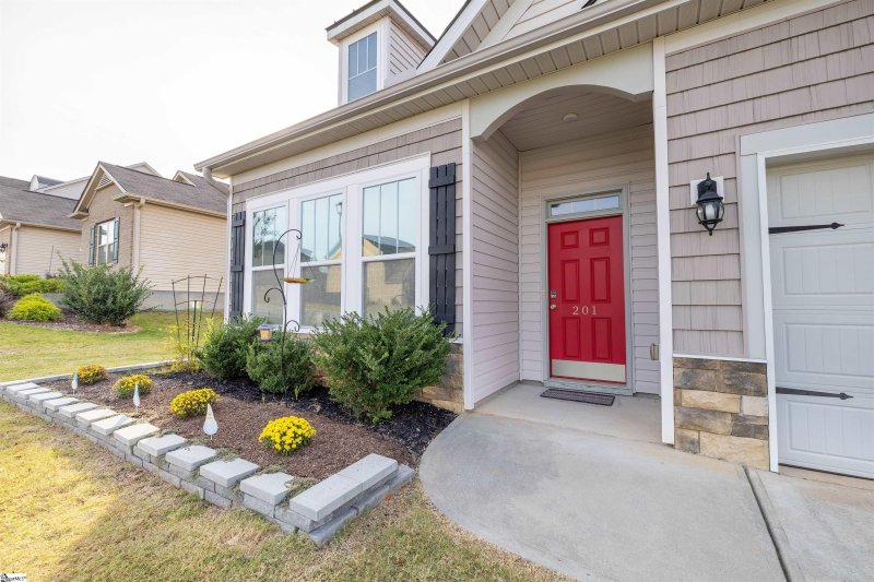 Property image 4 at 201 Wildflower Road, Easley, SC 29642