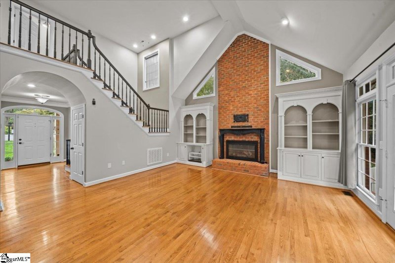 Property image 3 at 7 Black Pine Court, Simpsonville, SC 29681