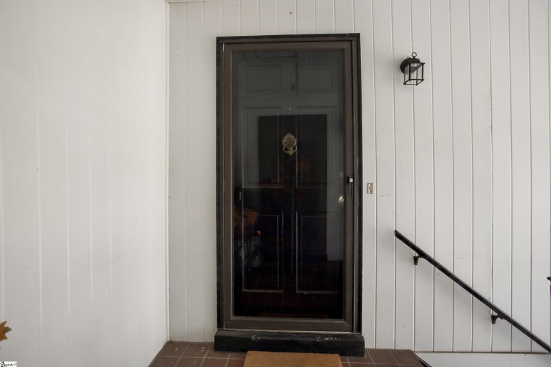Property image 2 at 925 Cleveland Street, Greenville, SC 29601