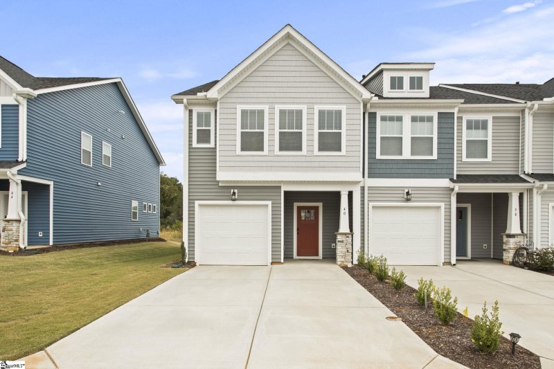 40 Mardale Lane