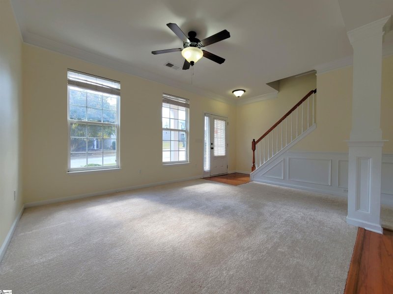 Property image 3 at 219 Bells Creek Drive, Simpsonville, SC 29681