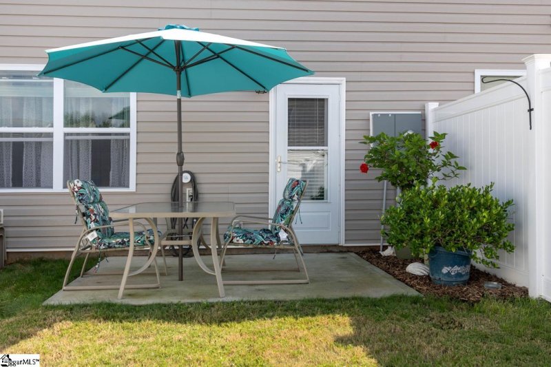 Property image 4 at 100 Southridge Court, Easley, SC 29642