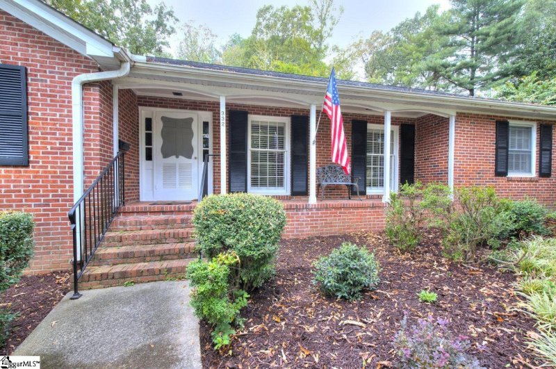 Property image 2 at 332 Arundel Road, Greenville, SC 29515