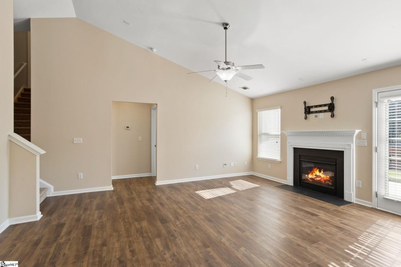 Property image 3 at 212 Stonebury Drive, Simpsonville, SC 29680