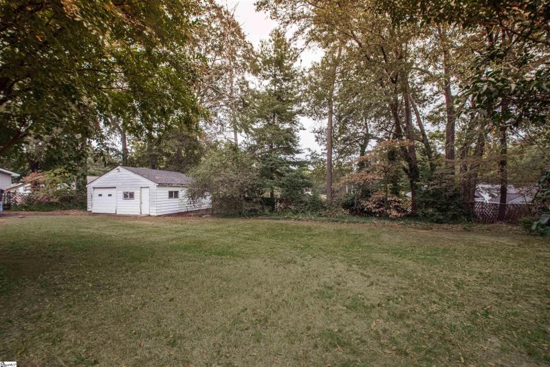 Property image 5 at 600 E 2nd Avenue, Easley, SC 29642