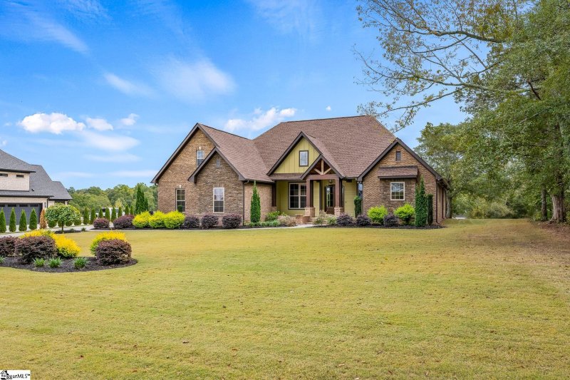 Property image 2 at 17 Ione Circle, Williamston, SC 29697