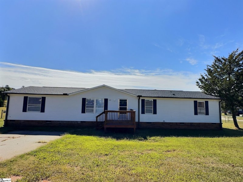 Property image 2 at 429 Rudd Road, Piedmont, SC 29673