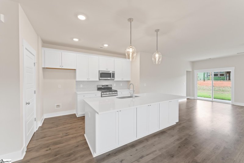 Property image 2 at 125 Laurel Oak Drive, Anderson, SC 29621