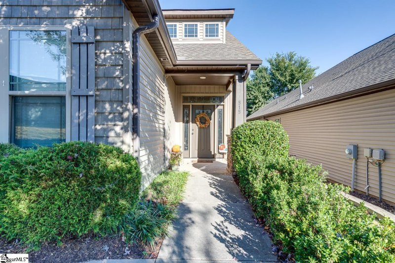 Property image 4 of 515 Ashler Drive in Greystone Cottages, Greer, SC 29650