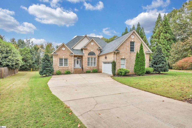 Property image 2 at 181 Bradford Crossing Drive, Roebuck, SC 29376