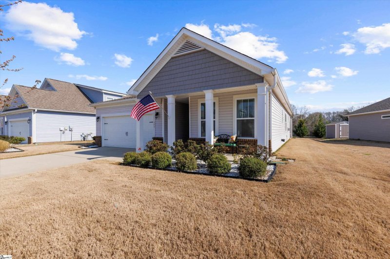 Property image 3 at 405 Linfield Court, Duncan, SC 29334