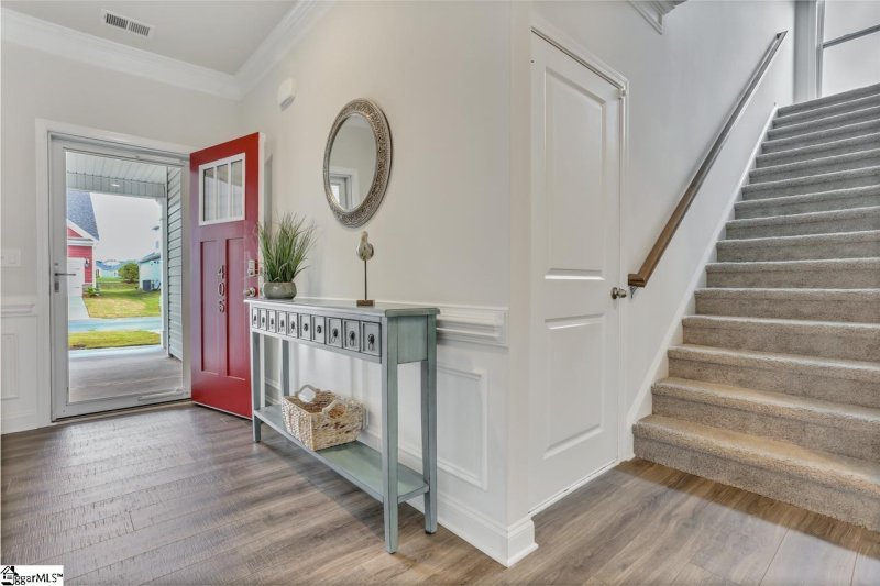 Property image 5 at 405 Linfield Court, Duncan, SC 29334