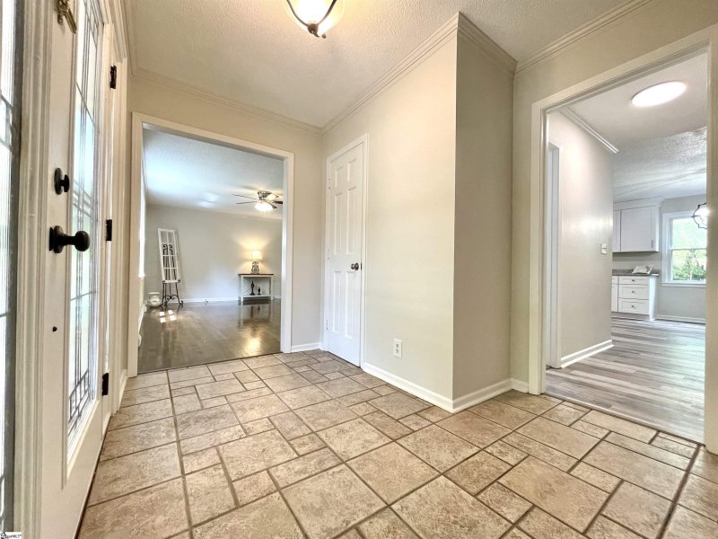 Property image 5 at 116 Buckingham Road, Easley, SC 29640