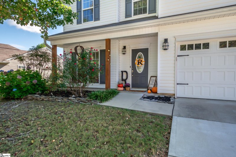 Property image 2 at 111 Garfield Lane, Simpsonville, SC 29681