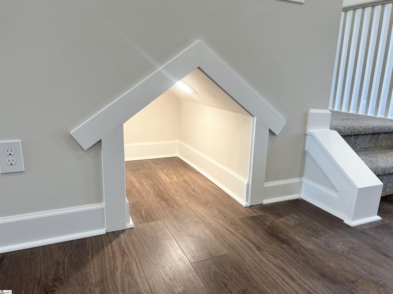 Property image 5 at 108 Callen Drive, Greenville, SC 29607