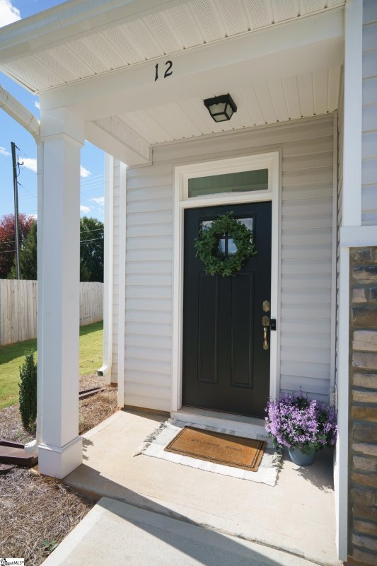 Property image 4 at 12 Sabine Leaf Court, Greer, SC 29650