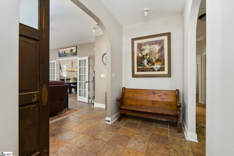 Property image 4 at 6 Honey Locust Lane, Piedmont, SC 29673