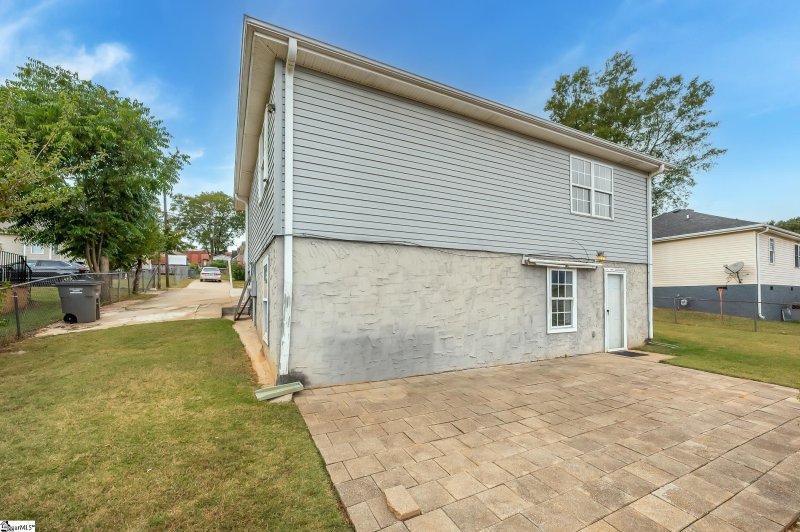 Property image 4 at 18 Fourth Street, Greenville, SC 29611