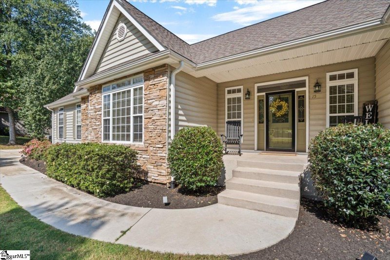 Property image 2 at 15 King Eider Way, Taylors, SC 29687