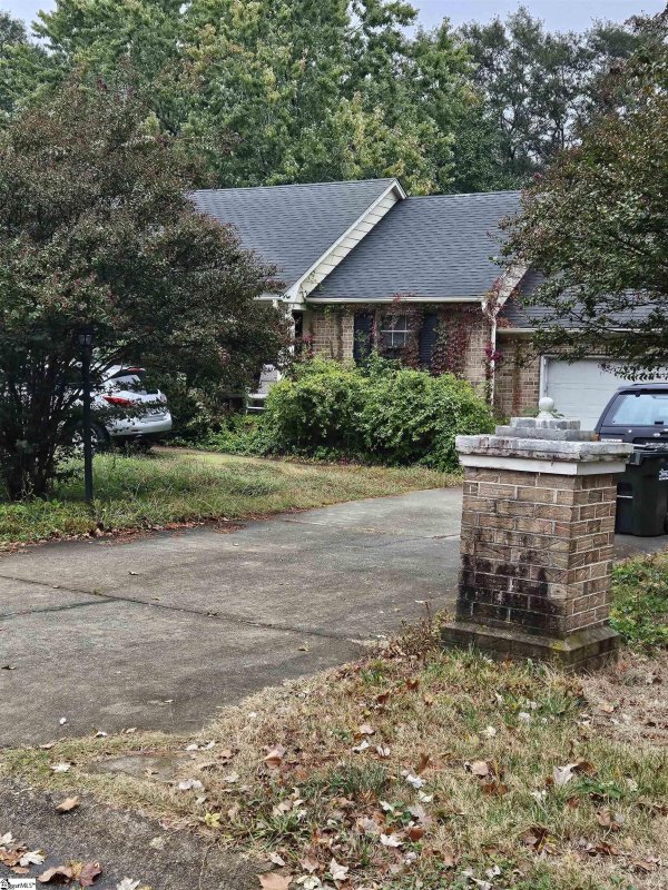 Property image 2 at 5009 Bridle Path Lane, Greenville, SC 29615