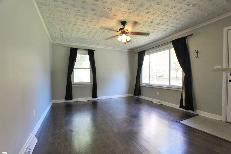 Property image 2 at 216 Mark Street, Easley, SC 29640