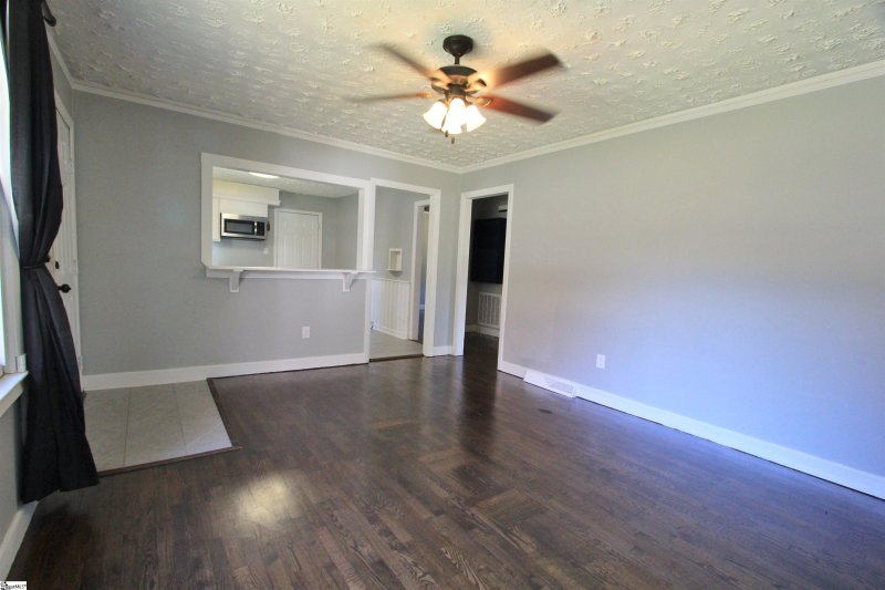 Property image 4 at 216 Mark Street, Easley, SC 29640